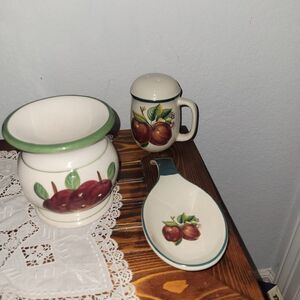 VTG China Pearl Casuals apple Shaker, Spoon Rest, wax melter Set Country Kitchen